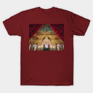 Royal apartments Louvre T-Shirt